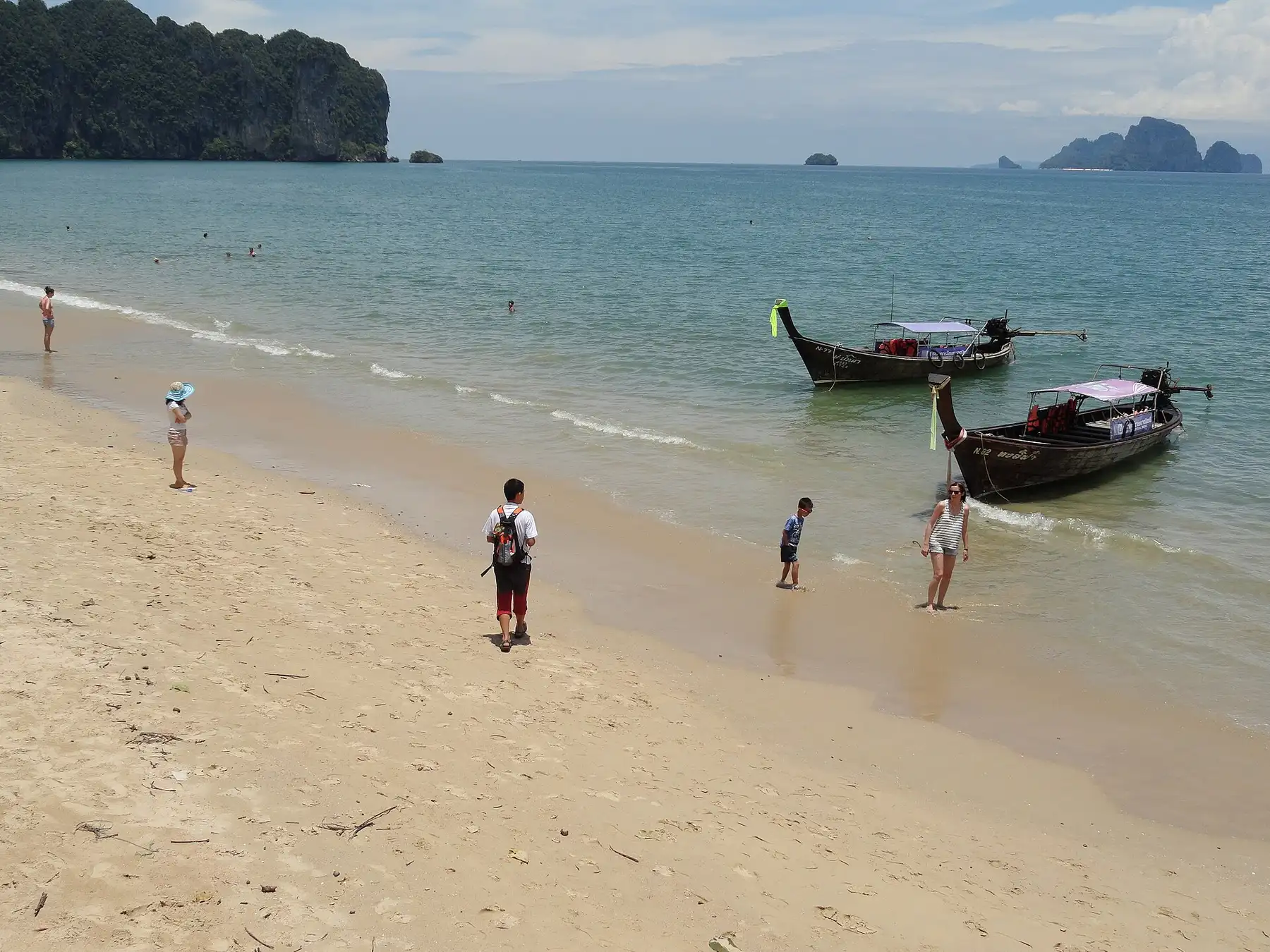 Ao Nang Day Trip vs Staying on the Peninsula — Planning travel scene