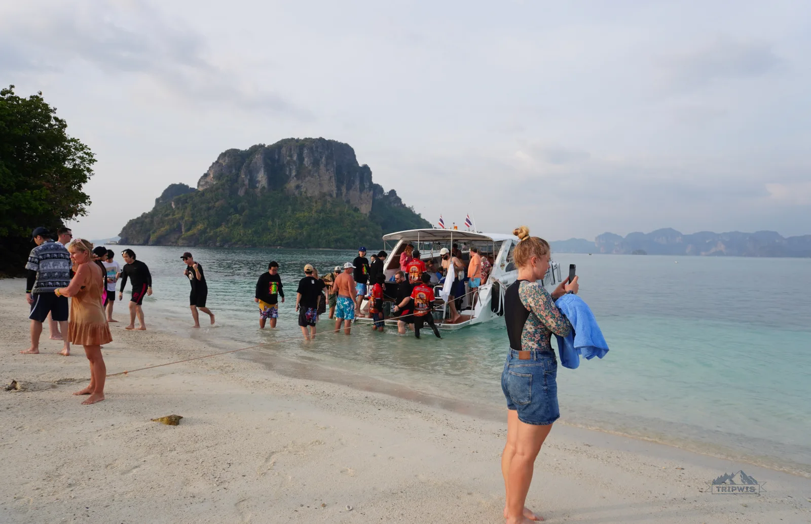 How to Build a Krabi Land Day When Waves Make the Beach Plan Worse