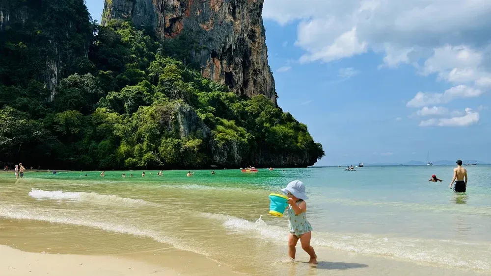 How to Build a Krabi Land Day When Waves Make the Beach Plan Worse