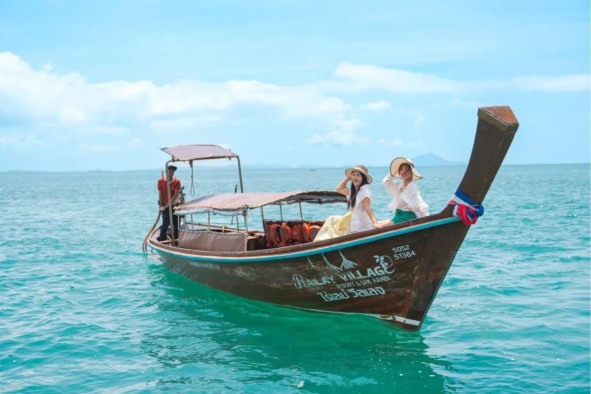 How to Check Sea Trip Safety From Railay and Tonsai