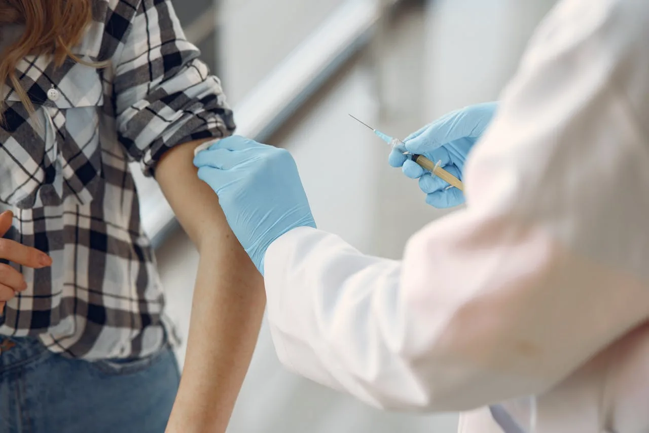 How to Check Thailand Vaccine Plans Before a Railay or Tonsai Trip