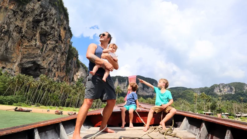How to Choose Between Premium and Budget Island Tours From Railay or Tonsai