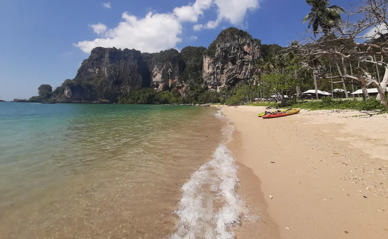 How to Choose the Right Krabi Beach Day From Tonsai or Railay