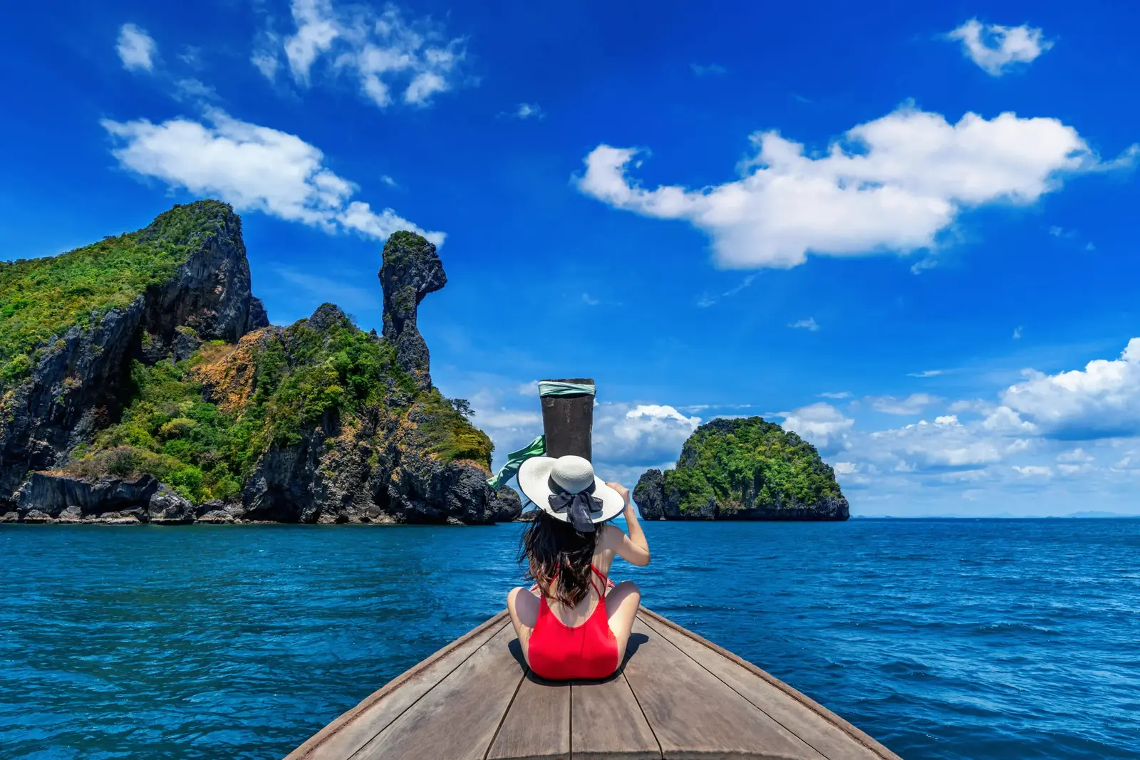 How to Rent a Longtail Boat for Island Hopping With Fewer Surprises