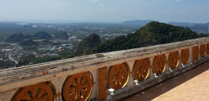 How to Visit Tiger Cave Temple From Tonsai Without Missing the Boat Back