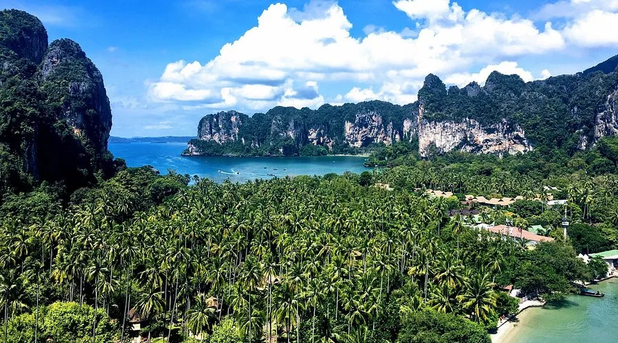 What to Do in Railay Beyond the Main Beach Loop
