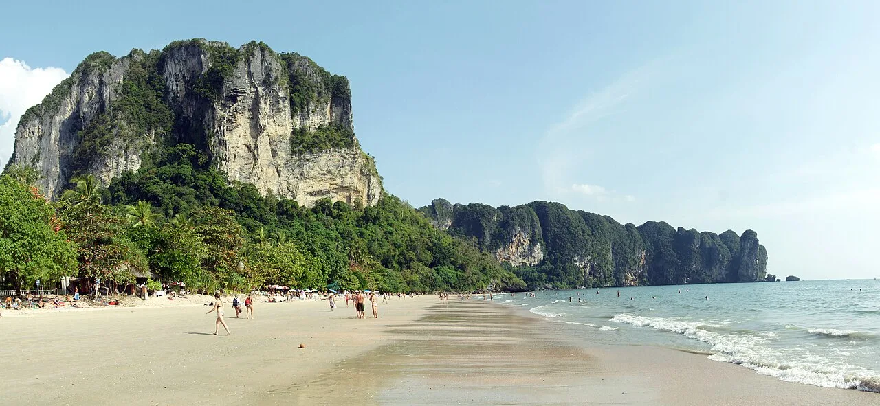 Which Krabi Side Trips Actually Fit a Railay or Tonsai Base
